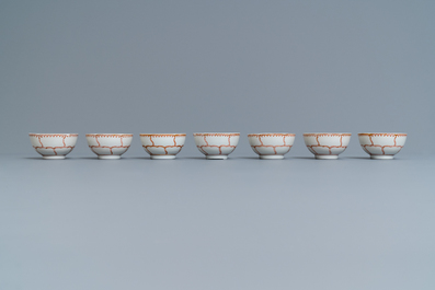 A Chinese iron-red and gilt 30-piece tea service with a butterfly, Qianlong