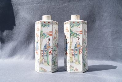 A pair of Chinese hexagonal famille verte tea caddies, Kangxi