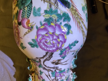 Drie Chinese famille rose vazen, 19e eeuw