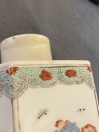 A pair of Chinese hexagonal famille verte tea caddies, Kangxi