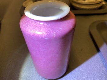 Sept pi&egrave;ces en porcelaine de Chine rose et rouge foie de mulet, Kangxi et apr&egrave;s