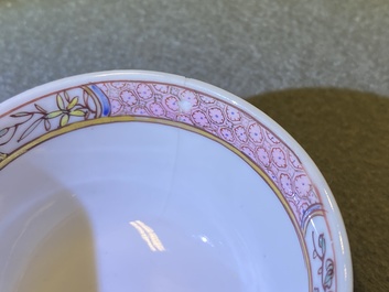 Twelve Chinese grisaille cups and eight saucers, Yongzheng/Qianlong