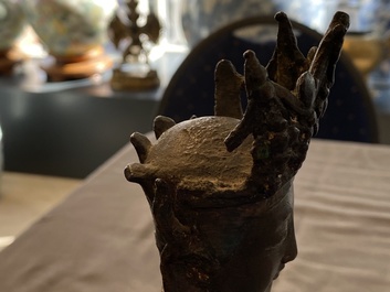 Une figure de Bouddha en bronze, Chine, 18&egrave;me