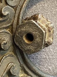 Une paire de figures du Bouddha Amitayus en bronze, Sino-Tibet, Qianlong