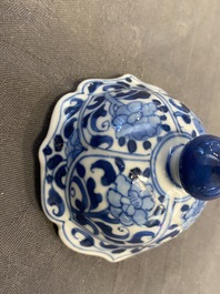 A Chinese blue and white five-piece garniture with floral design, Kangxi
