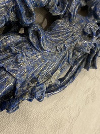 Six groupes en lapis lazuli sculpt&eacute;, Chine, 20&egrave;me