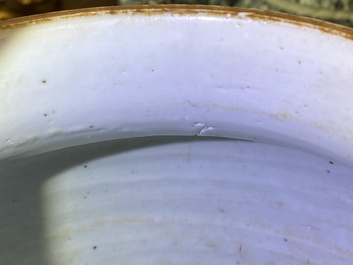 Een Chinese blauw-witte vaas met florale panelen, Kangxi