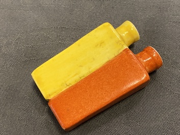 Four various Chinese 'twin' snuff bottles, 19/20th C.