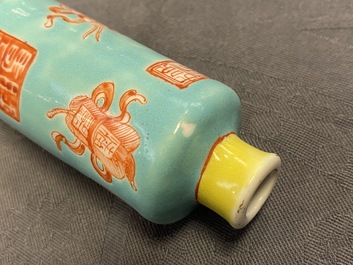 Veertien diverse Chinese snuifflessen, 19/20e eeuw