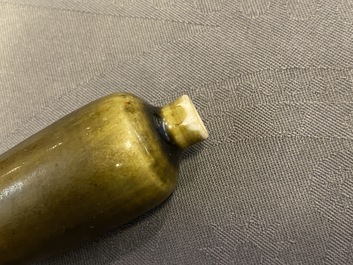 Ten Chinese mostly monochrome snuff bottles, 19/20th C.