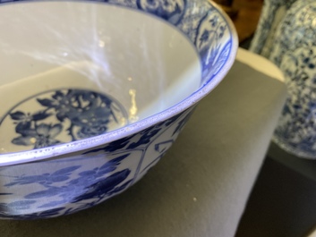 A large Chinese blue and white bowl with floral design, Kangxi