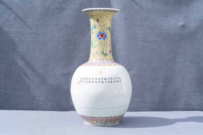 Vijf Chinese famille rose en verte vazen, Republiek