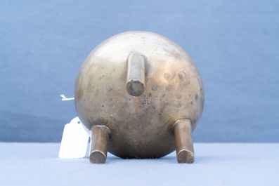 A Chinese silver inlaid bronze censer, Shi Shou mark, 19th C.