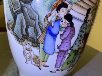 Two Chinese famille rose vases, 19/20th C.