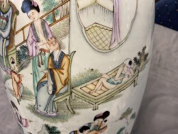 Two Chinese famille rose vases, 19/20th C.
