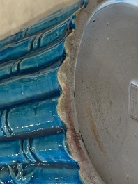 A pair of Chinese monochrome lavender blue vases, a turquoise hat stand and a pair of lions, 19/20th C.