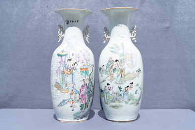 Two Chinese famille rose vases, 19/20th C.