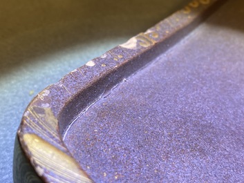 Une selle 'kura' et sa paire d'&eacute;triers 'abumi' en laque dor&eacute;e, Japon, Muromachi, 16&egrave;me
