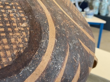 Un vase en poterie, Chine, p&eacute;riode Banshan, culture Majiayao, 2600 &agrave; 2300 av. J.-C.