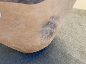 Un vase en poterie, Chine, p&eacute;riode Banshan, culture Majiayao, 2600 &agrave; 2300 av. J.-C.