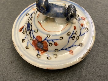 Six pi&egrave;ces en porcelaine de Chine, 19/20&egrave;me