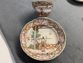 Six tasses et soucoupes en porcelaine de Chine famille rose &agrave; d&eacute;cor mandarin, Qianlong