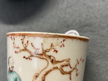 Six tasses et soucoupes en porcelaine de Chine famille rose &agrave; d&eacute;cor mandarin, Qianlong