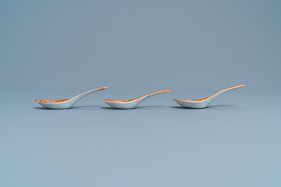 Three Chinese Thai market Bencharong spoons, 19th C.