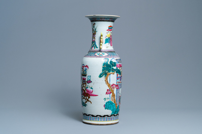 A Chinese famille rose vase with figures and antiquities, 19th C.