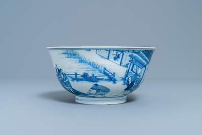 Un bol imp&eacute;rial en porcelaine de Chine en bleu et blanc &agrave; d&eacute;cor de la riziculture, marque et &eacute;poque de Kangxi