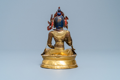 Une figure du Bouddha en cuivre dor&eacute;, Sino-Tibet, 18/19&egrave;me