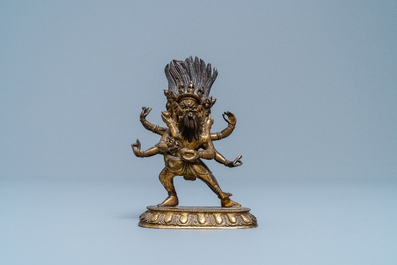 Une figure de Hayagriva en bronze dor&eacute;, Sino-Tibet, 18/19&egrave;me