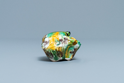 A Chinese crab-shaped sancai-glazed 'egg and spinach' brush washer, Kangxi