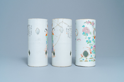 Three Chinese famille rose and qianjang cai hat stands, 19/20th C.