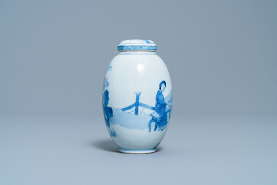 A Chinese blue and white covered tea caddy, Kangxi