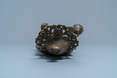 Une figure d'Avalokitesvara en bronze, Japon, Edo/Meiji, 19&egrave;me
