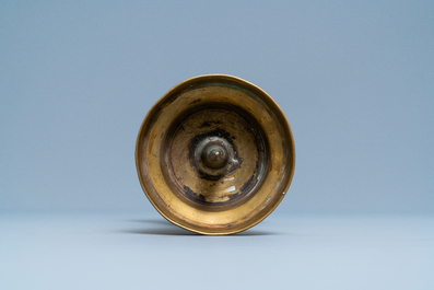 A Flemish bronze candlestick, 15/16th C.