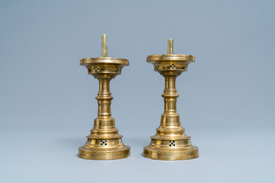 A pair of Flemish or Dutch bronze candlesticks, 15/16th C.