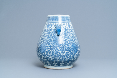 A Chinese blue and white 'hu' vase with lotus scrolls, 19th C.