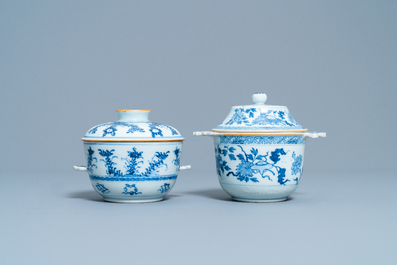 Two Chinese blue and white porringer bowls and covers, Kangxi