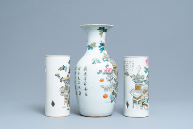 Two Chinese qianjiang cai hat stands and a vase with antiquities, 19/20th C.