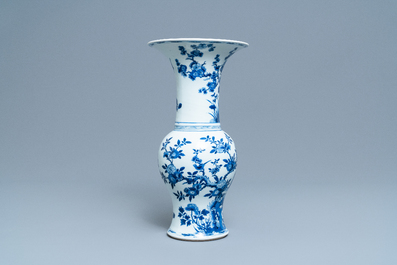A Chinese blue and white yenyen vase with a bird among foliage, Kangxi