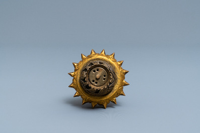 A Chinese agate and crystal-embellished gilt bronze Mandarin hat finial, 18th C.