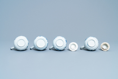A Chinese blue and white cruet set on stand, Qianlong