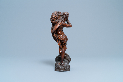 Een buxushouten figuur van Christus als de Goede Herder, Antwerpen, 16e eeuw