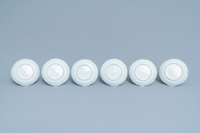Zes Chinese blauw-witte koppen en schotels, Kangxi