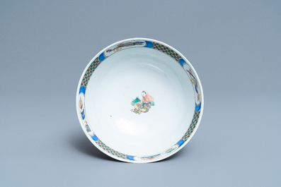 Un bol en porcelaine de Chine famille verte &agrave; d&eacute;cor de 'La romance de la chambre de l'ouest', Kangxi