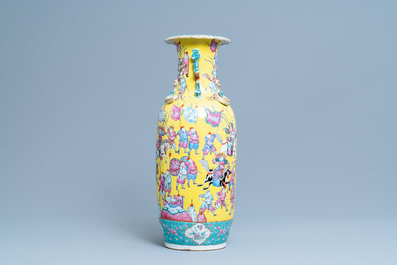 A Chinese yellow-ground famille rose 'warrior' vase, 19th C.