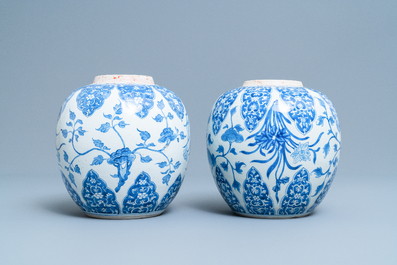 A pair of Chinese blue and white jars with floral design, Kangxi