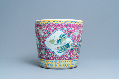 A Chinese famille rose jardini&egrave;re with landscape medallions, 19th C.